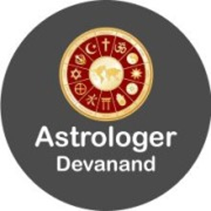 Astrologerdevanand