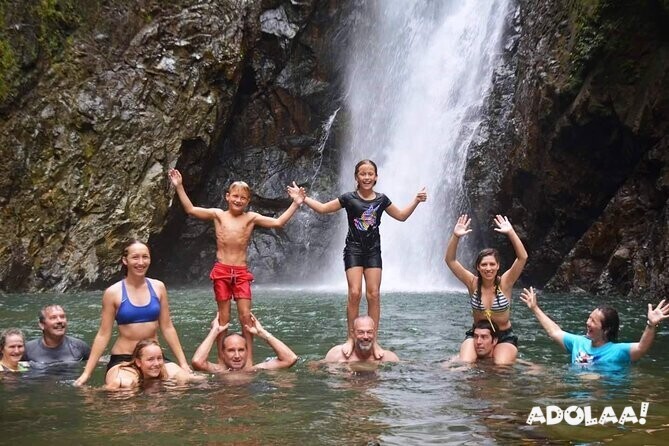 experience-the-natural-wonder-of-waterfall-fiji-big-0