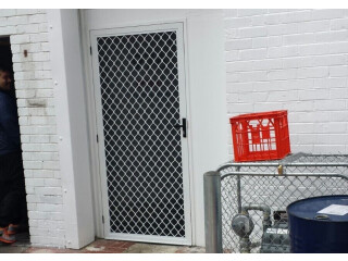 Home Security Effortlessly: Melbourne's Top Aluminium Diamond Doors