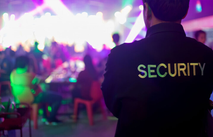 hire-crowd-control-security-guards-in-melbourne-big-0