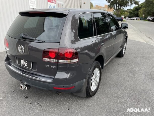 2008-volkswagen-touareg-v6-tdi-6-sp-automatic-tiptronic-4d-wagon-big-2