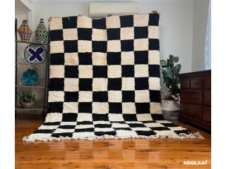 Black and White Rug - Australia