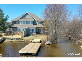 Muskoka waterfront cottages for sale.