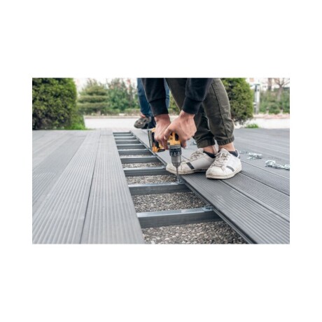 the-best-materials-for-composite-deck-construction-big-0