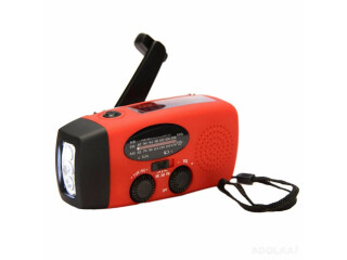 Red Kampiradio aurinkokennoilla, taskulampulla ja 2000mAh Powerbank-hätäradiolla, Survival