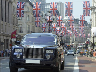 Rolls Royce Chauffeur London For Luxury Ride