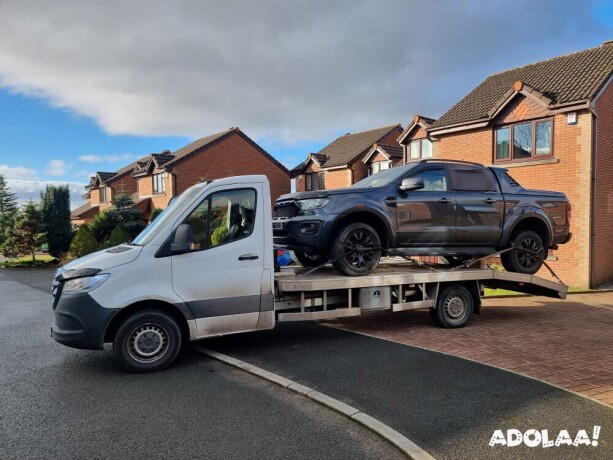top-towing-service-in-stockport-wm-recovery-big-1