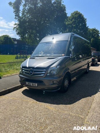 mercedes-minibus-hire-with-driver-big-2