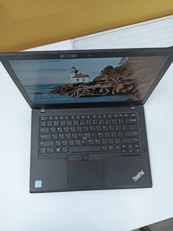 lenovo-thinkpad-t470-intel-6th-gen-core-i5-laptop-8-gb-ram-256gb-ssd-big-3