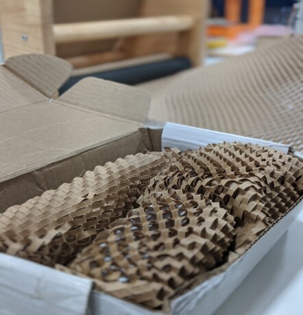 honeycomb-bubble-wrap-protecting-your-shipments-the-smarter-way-big-0