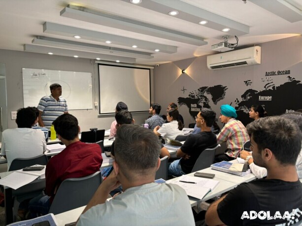 cpl-classes-in-india-with-hm-aviation-your-gateway-to-a-successful-pilot-career-big-0