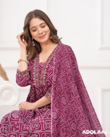 buy-stylish-kurta-set-for-women-online-best-cotton-party-wear-options-big-0