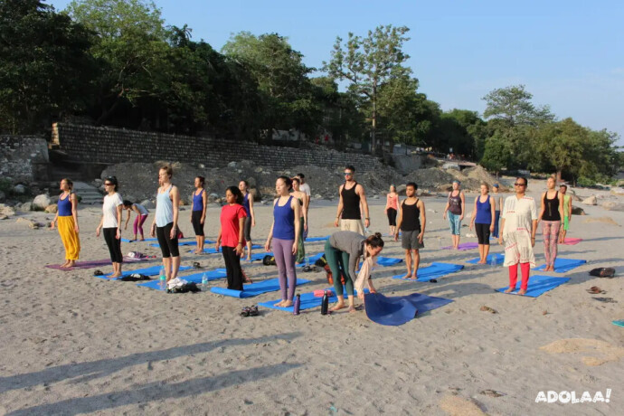 300-hour-yoga-teacher-training-in-rishikesh-big-0