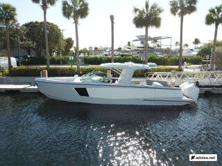 2011 Sea Ray 330 Sundancer 33ft Pompano Beach, Florida