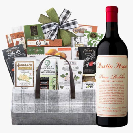 wine-gift-basket-for-valentine-at-best-price-big-0