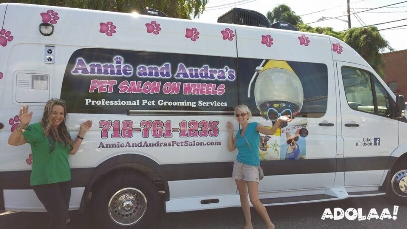 mobile-pet-salon-in-nyc-annie-and-audras-big-0