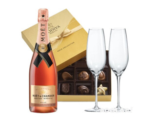 Elegant Champagne and Glasses Gift Sets Perfect for Every Celebration