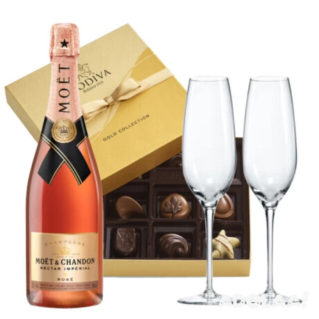 elegant-champagne-and-glasses-gift-sets-perfect-for-every-celebration-big-0