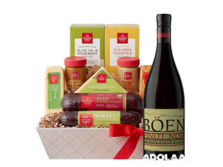 Elevate Gifting with a Premium Pinot Noir Wine Gift Basket