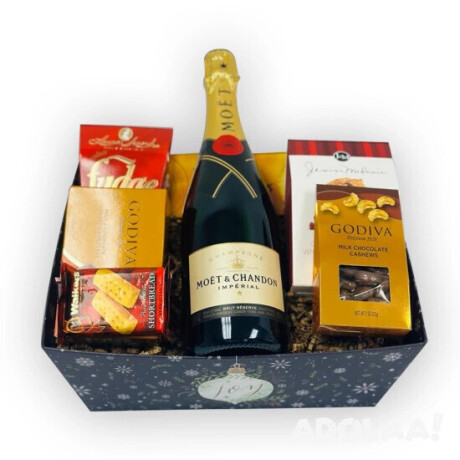 order-online-and-enjoy-premium-moet-champagne-gift-basket-big-0