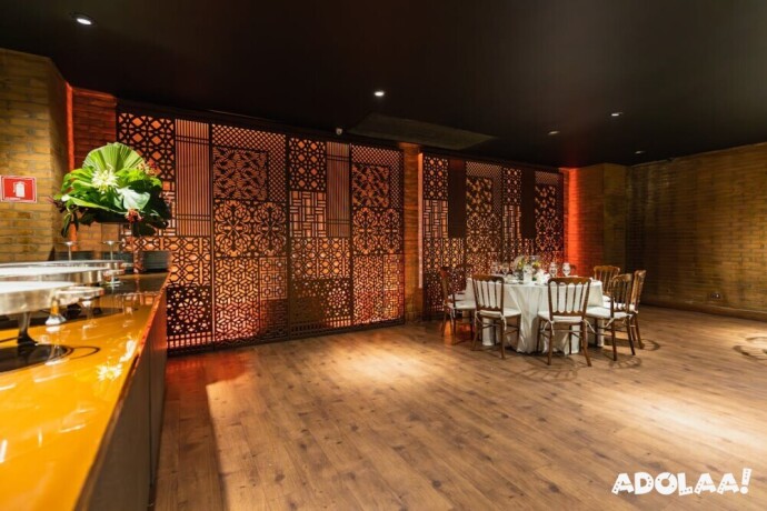 discover-restaurants-with-private-party-rooms-at-off-the-rails-brewing-co-big-0